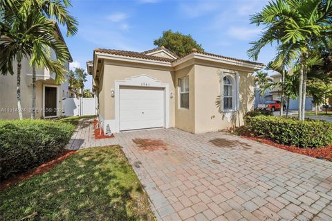 Photo of 3983 NE 12th Dr, Homestead, FL 33033 (MLS # A11914524)