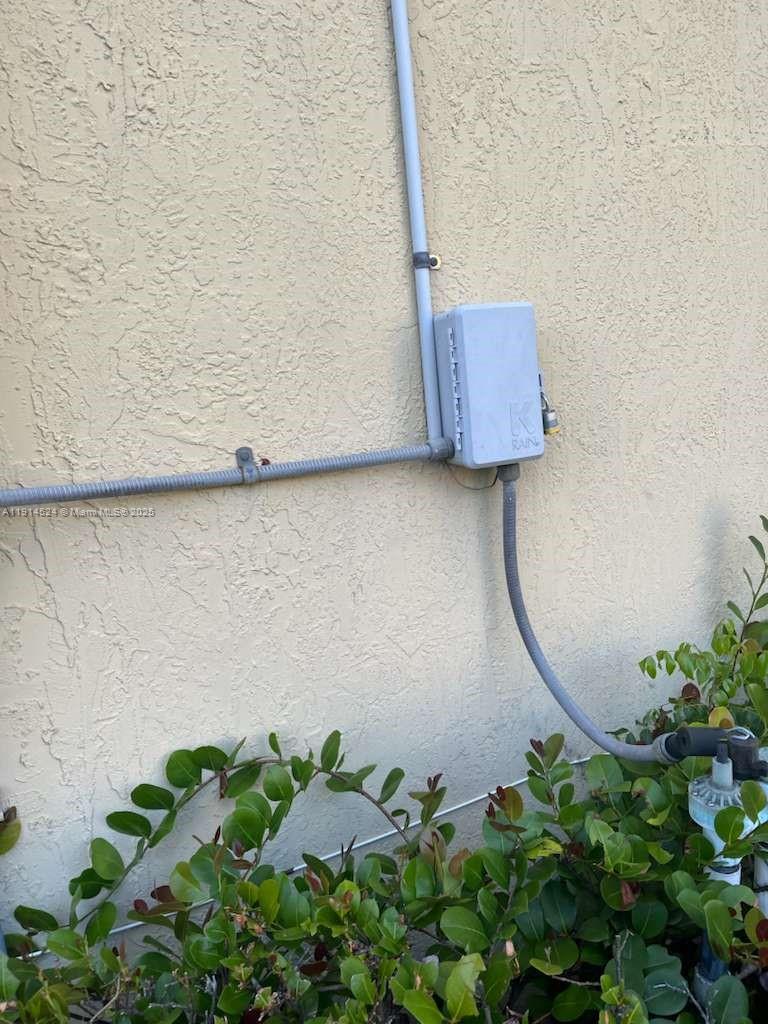 PORTOFINO PALMS - Residential