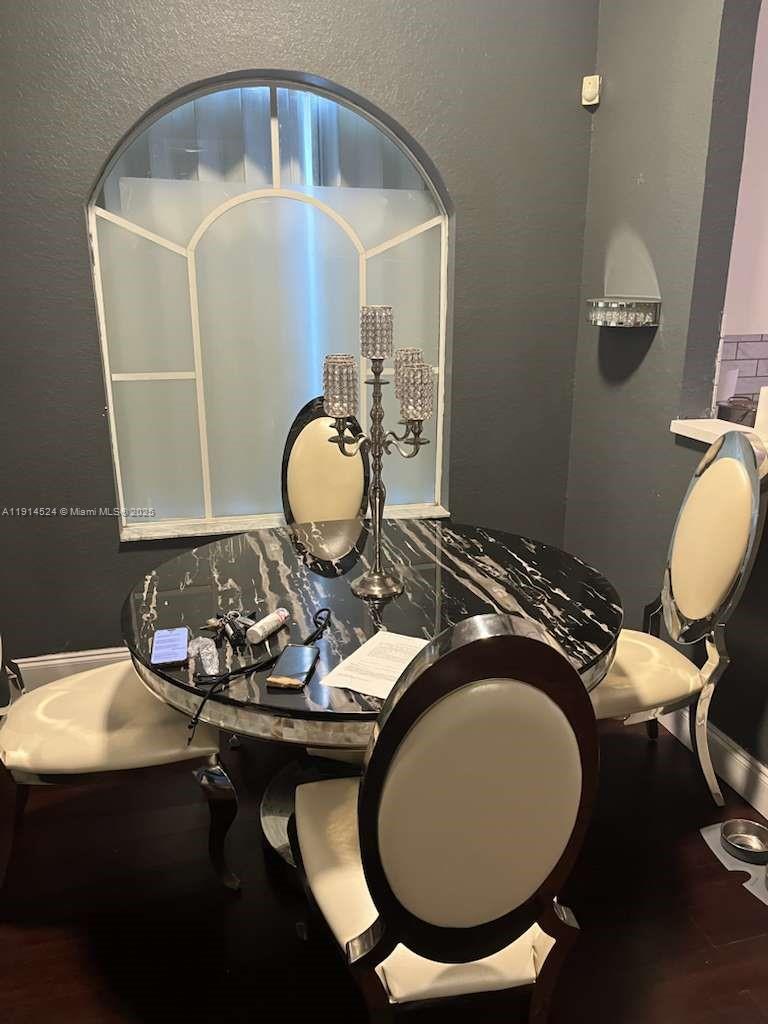 PORTOFINO PALMS - Residential