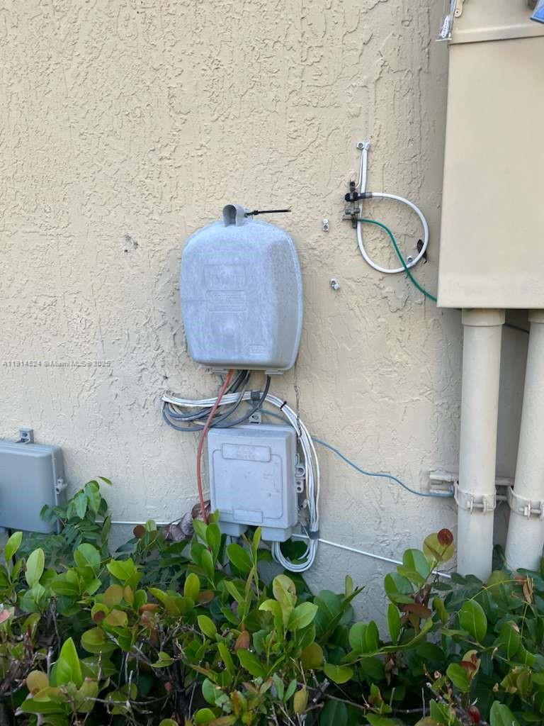 PORTOFINO PALMS - Residential