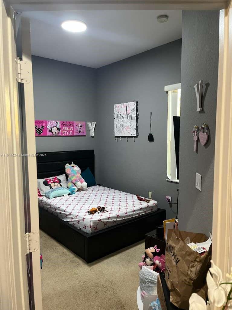 PORTOFINO PALMS - Residential