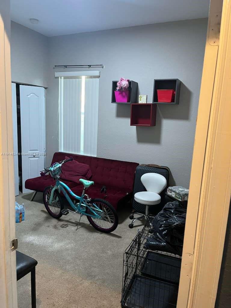 PORTOFINO PALMS - Residential