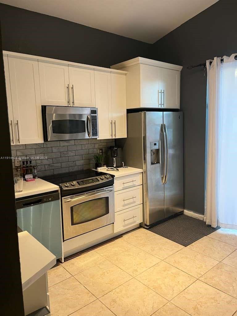 PORTOFINO PALMS - Residential