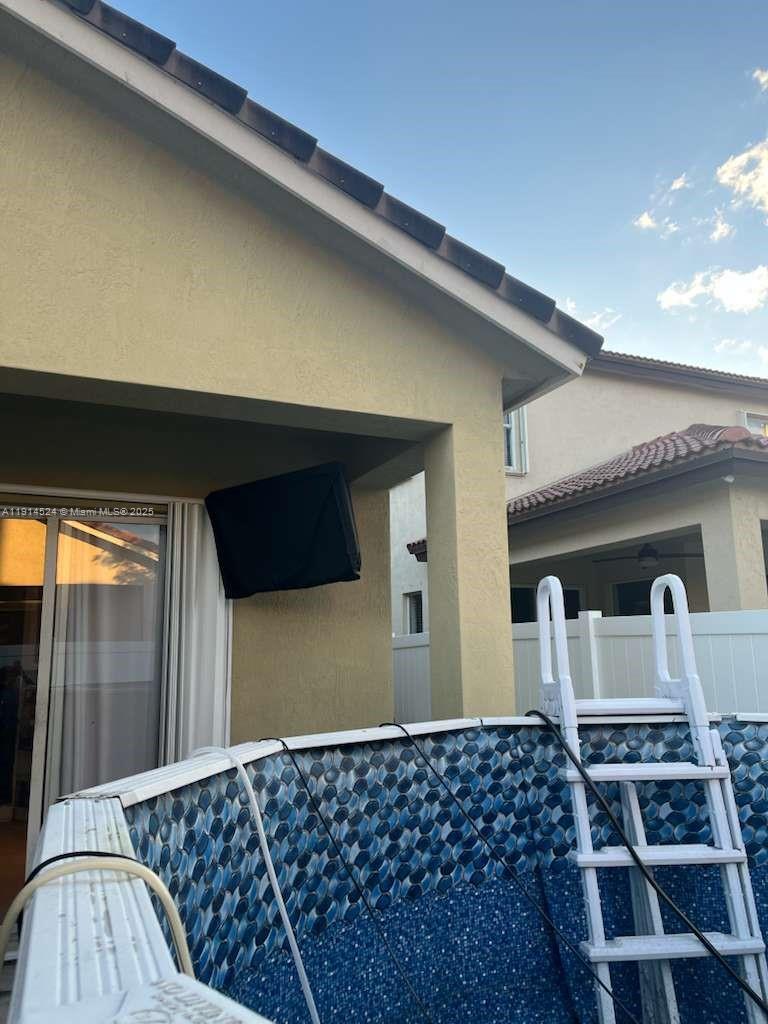 PORTOFINO PALMS - Residential