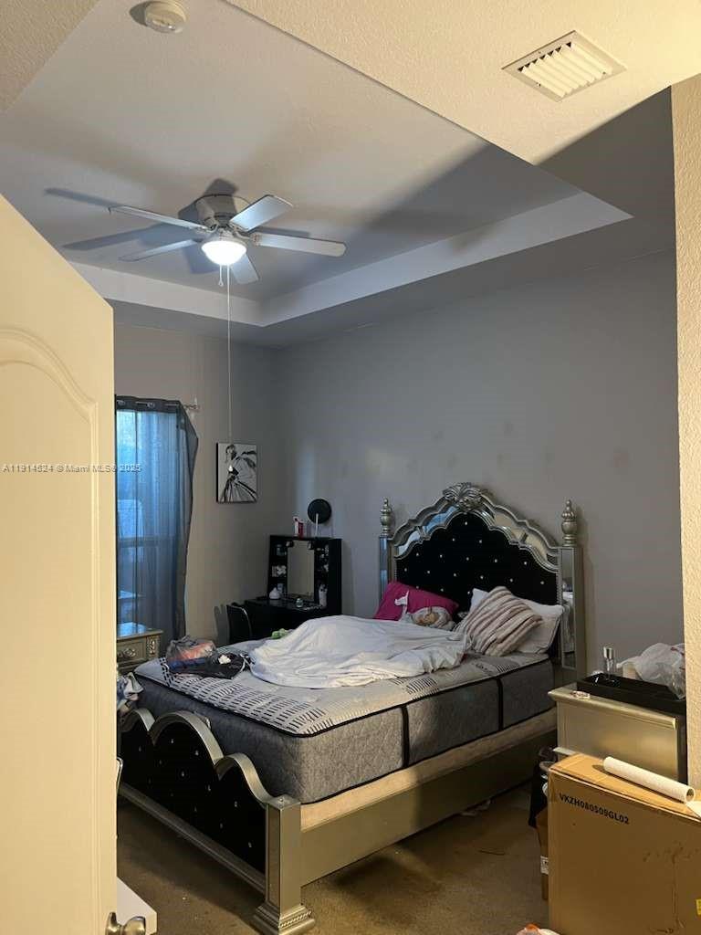 PORTOFINO PALMS - Residential