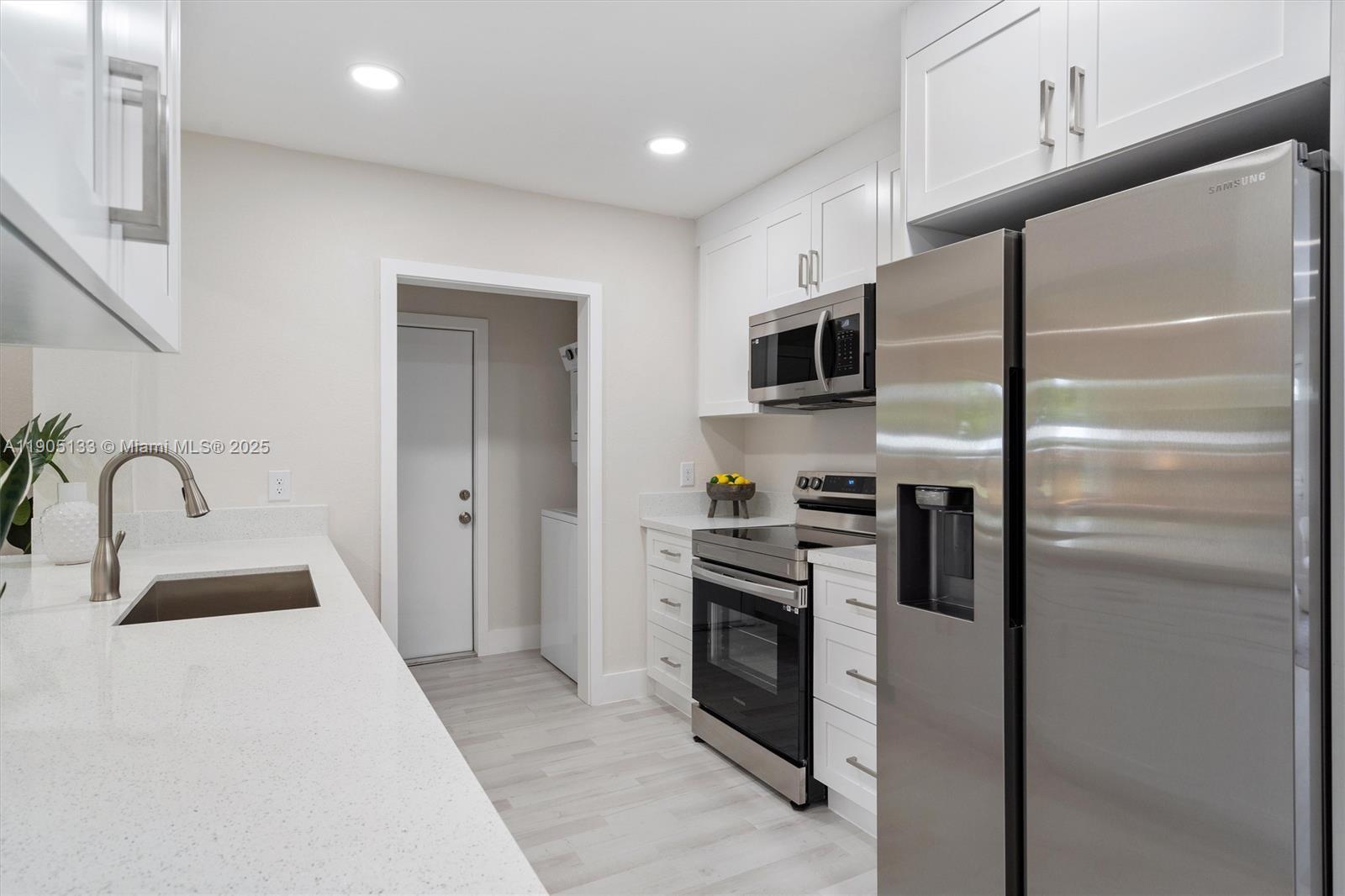 CARVER RANCHES - Residential