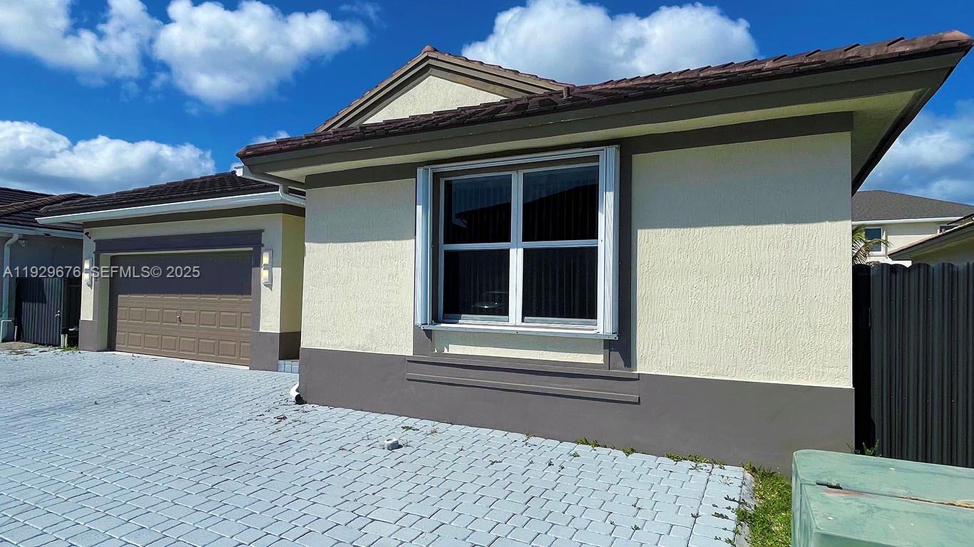 BAILES COMMONS FIRST ADDI - Residential