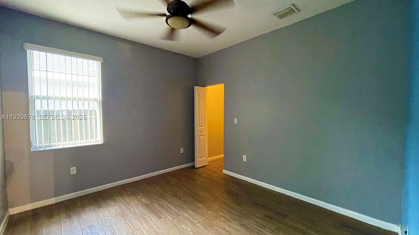 BAILES COMMONS FIRST ADDI - Residential