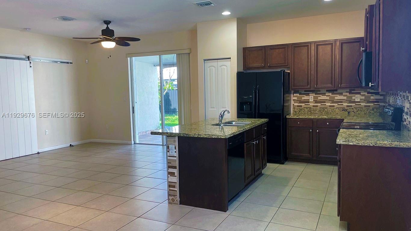 BAILES COMMONS FIRST ADDI - Residential