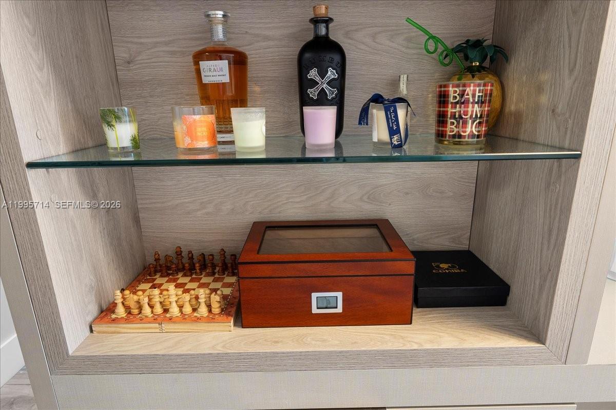 PARAISO BAYVIEWS CONDO - Residential