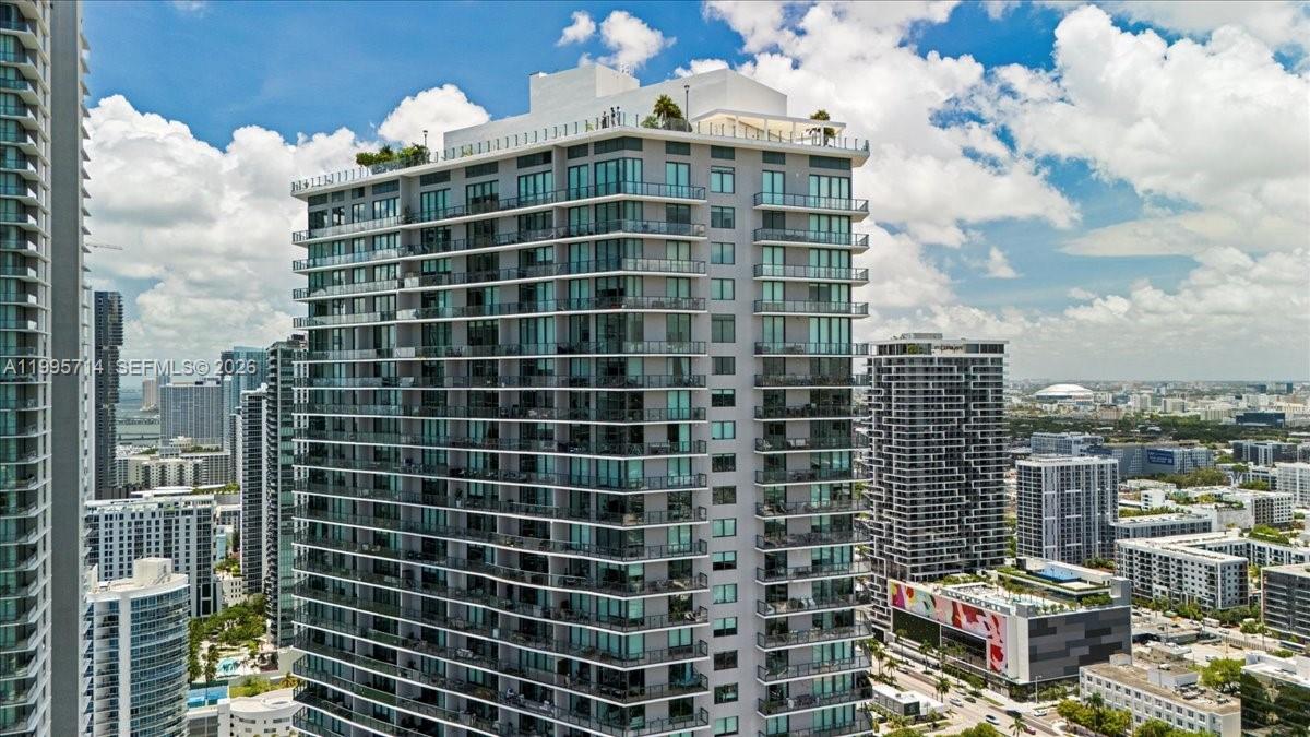 PARAISO BAYVIEWS CONDO - Residential