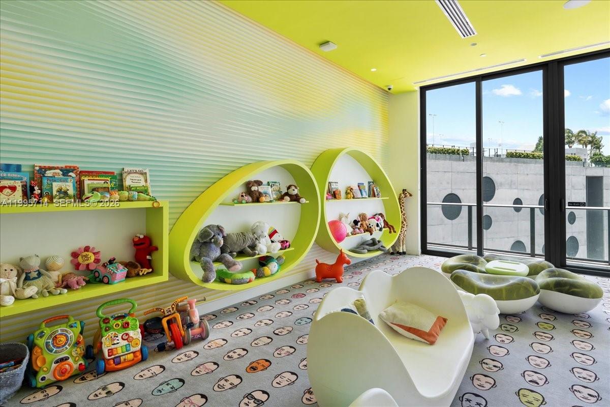 PARAISO BAYVIEWS CONDO - Residential