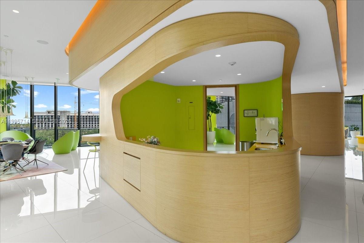 PARAISO BAYVIEWS CONDO - Residential