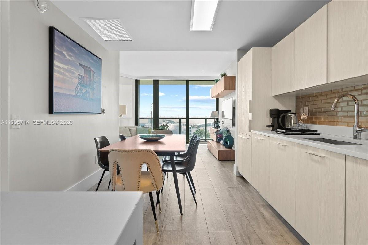 PARAISO BAYVIEWS CONDO - Residential