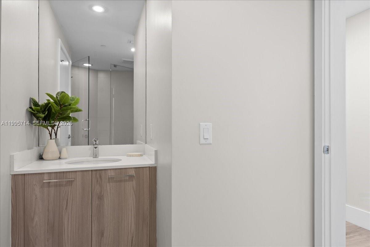 PARAISO BAYVIEWS CONDO - Residential