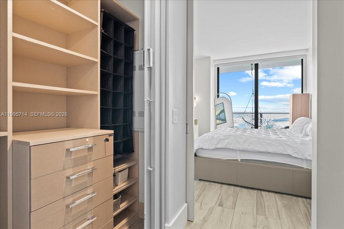 PARAISO BAYVIEWS CONDO - Residential