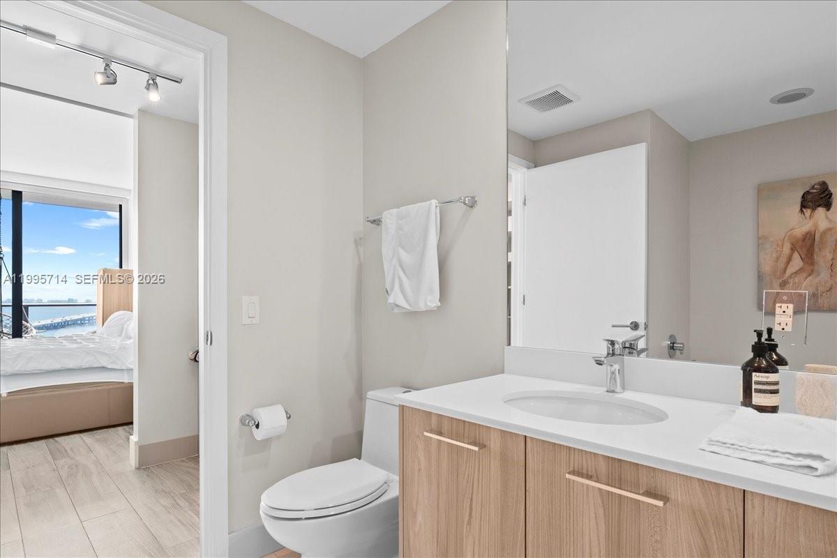 PARAISO BAYVIEWS CONDO - Residential