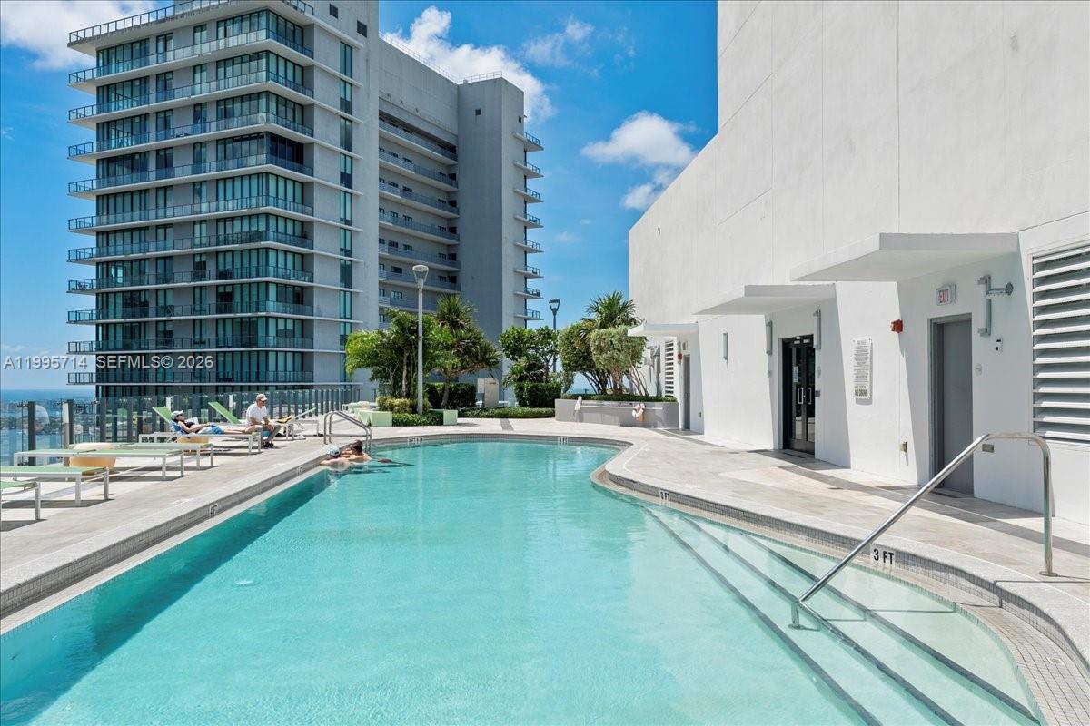 PARAISO BAYVIEWS CONDO - Residential