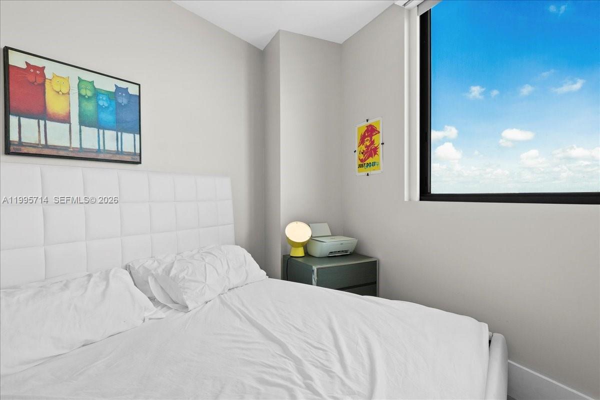 PARAISO BAYVIEWS CONDO - Residential