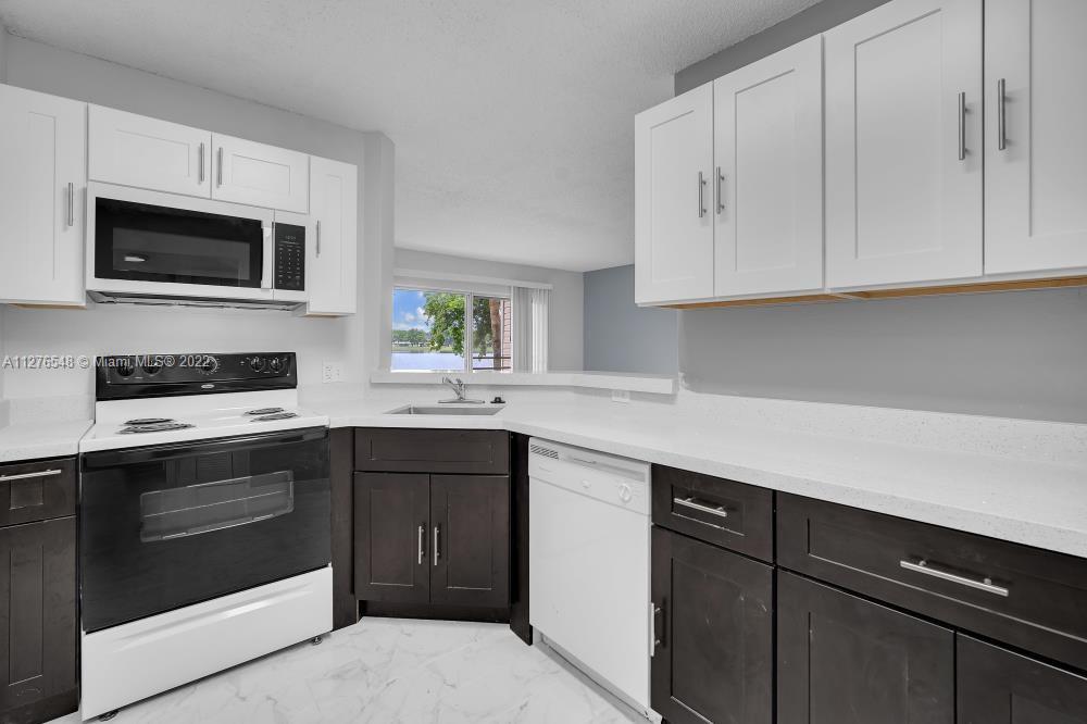 SUMMER LAKE CONDO - Residential Lease