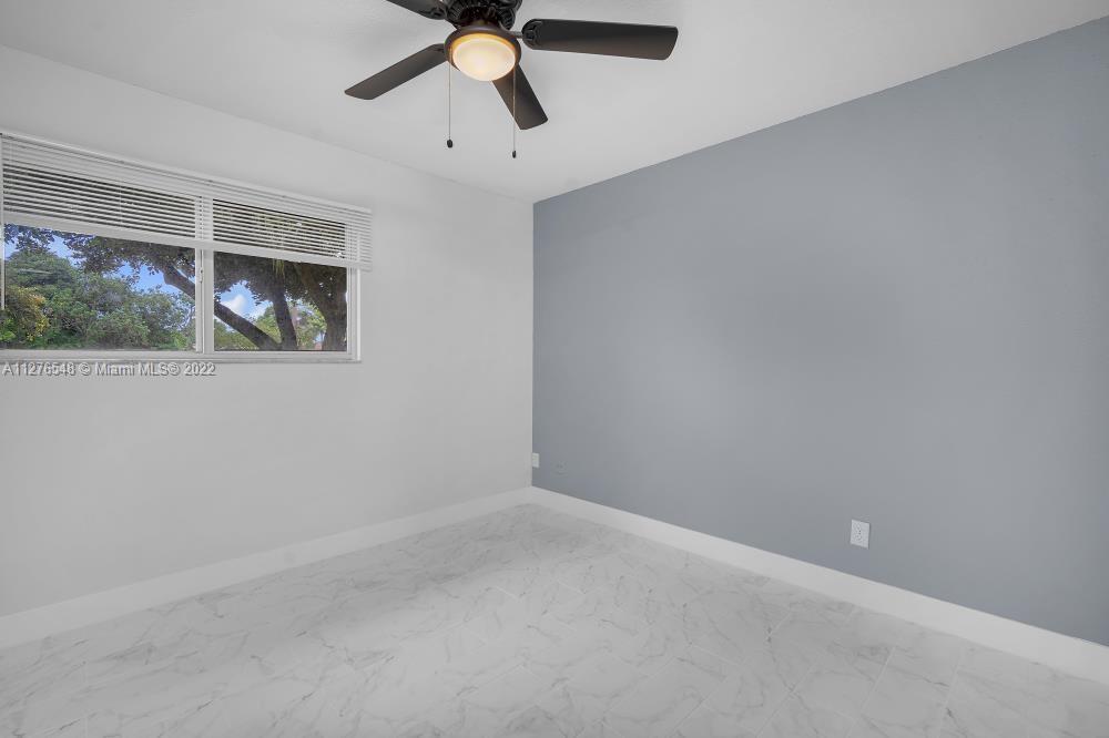 SUMMER LAKE CONDO - Residential Lease