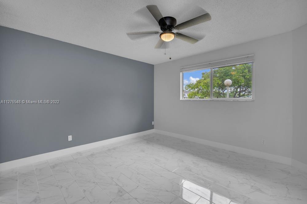 SUMMER LAKE CONDO - Residential Lease