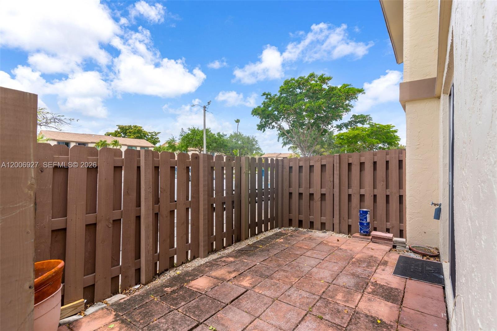 COUNTRY SQUIRE TOWNHOMES - Residential