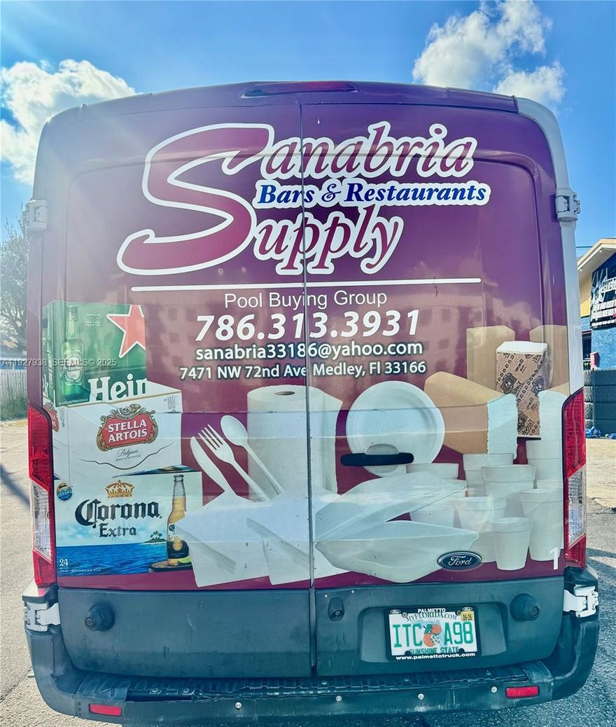 Expanding business for sale in Medley, Sanabria. Supplies for Bars and Restaurants. Pool Buying Group, with licenses to sell Alcohol, Tobacco, and Supplies. Includes Vans, a Truck, and a Forklift. Book today to view. This offer won't last long.