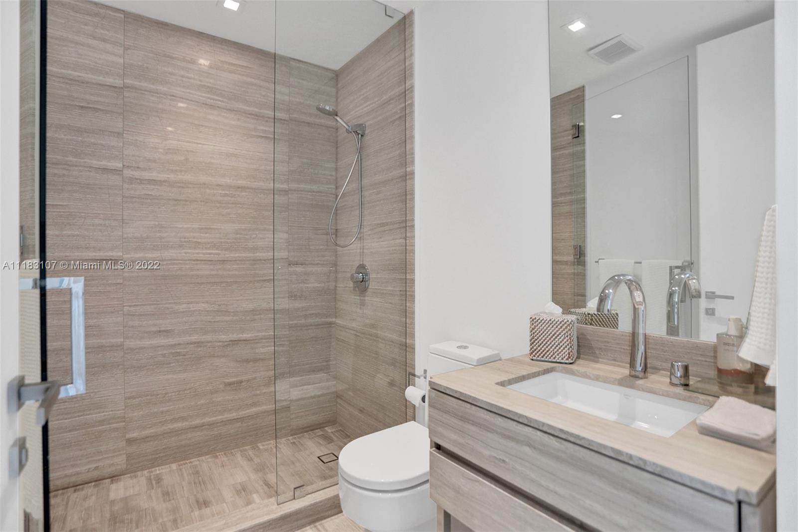 18975 COLLINS CONDO - Residential Lease