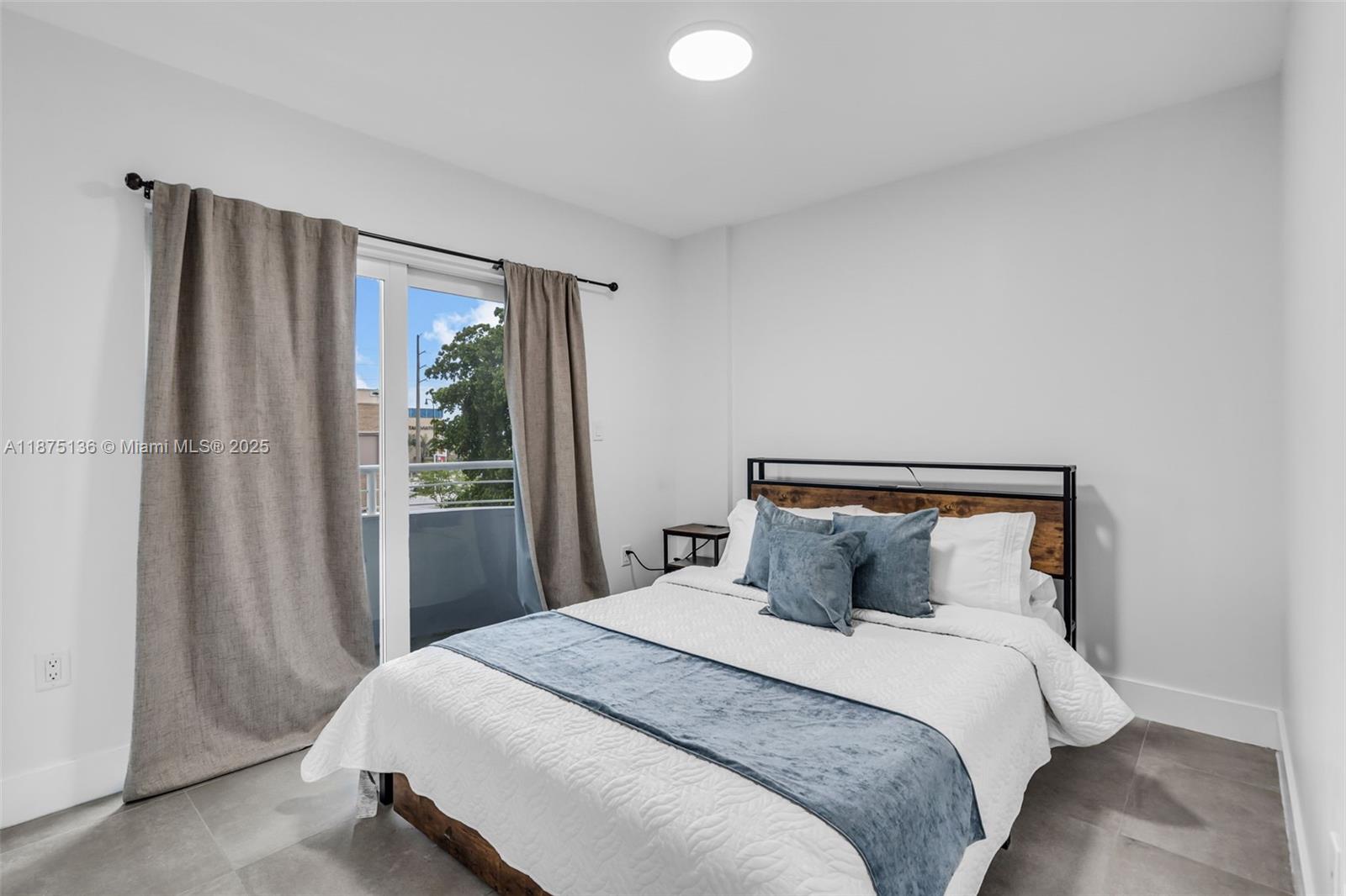 COUNTRY CLUB ESTATES SEC - Residential Lease