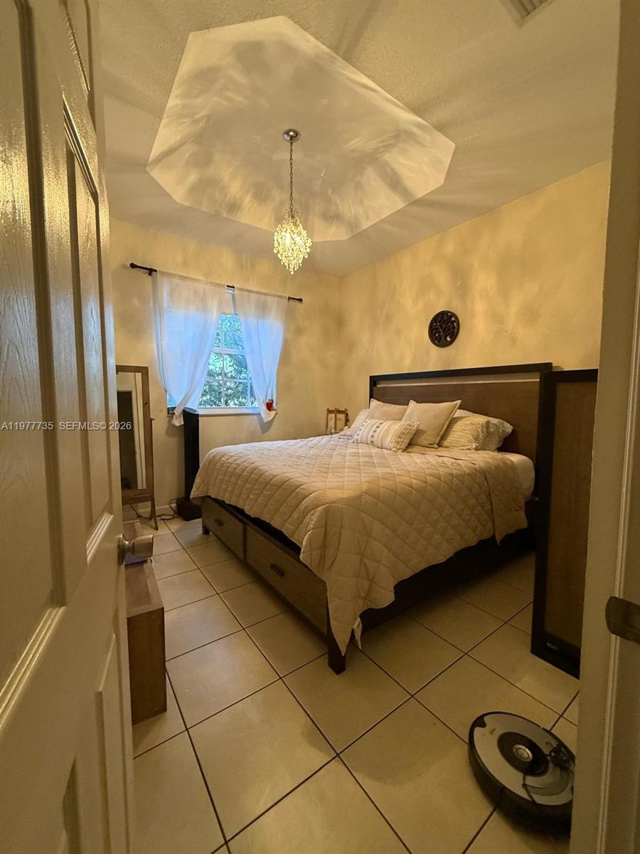 THE SHORES CONDO NO 2 - Residential