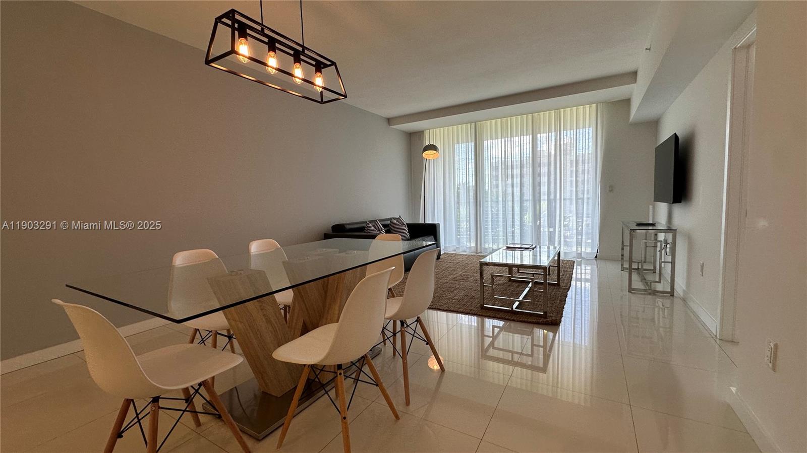 BAY BREEZE RESIDENCES CON - Residential