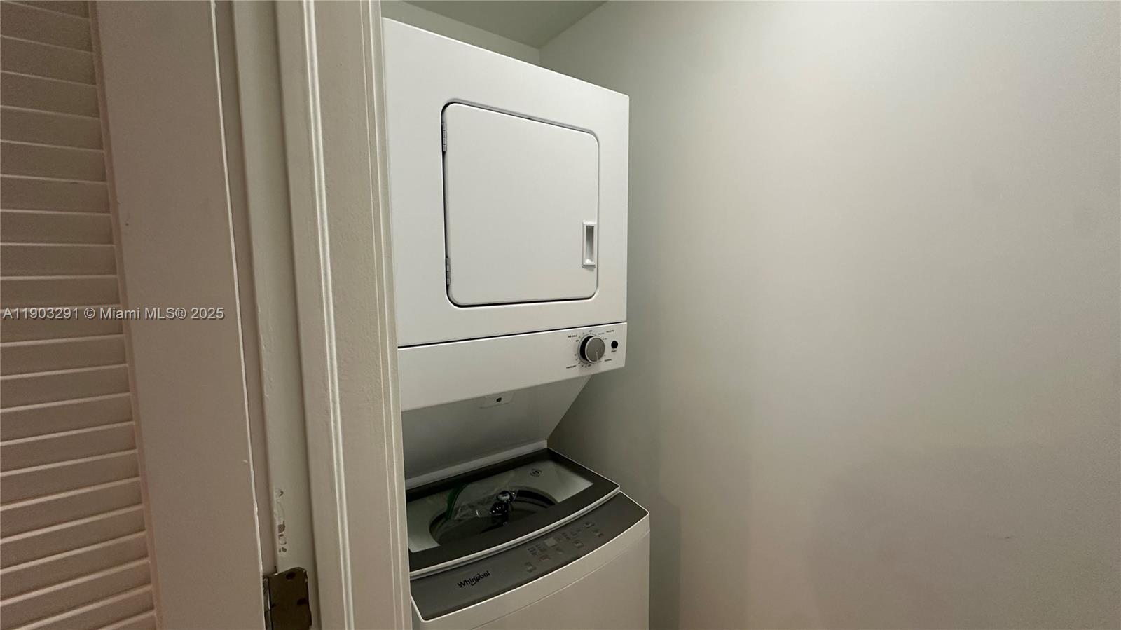 BAY BREEZE RESIDENCES CON - Residential