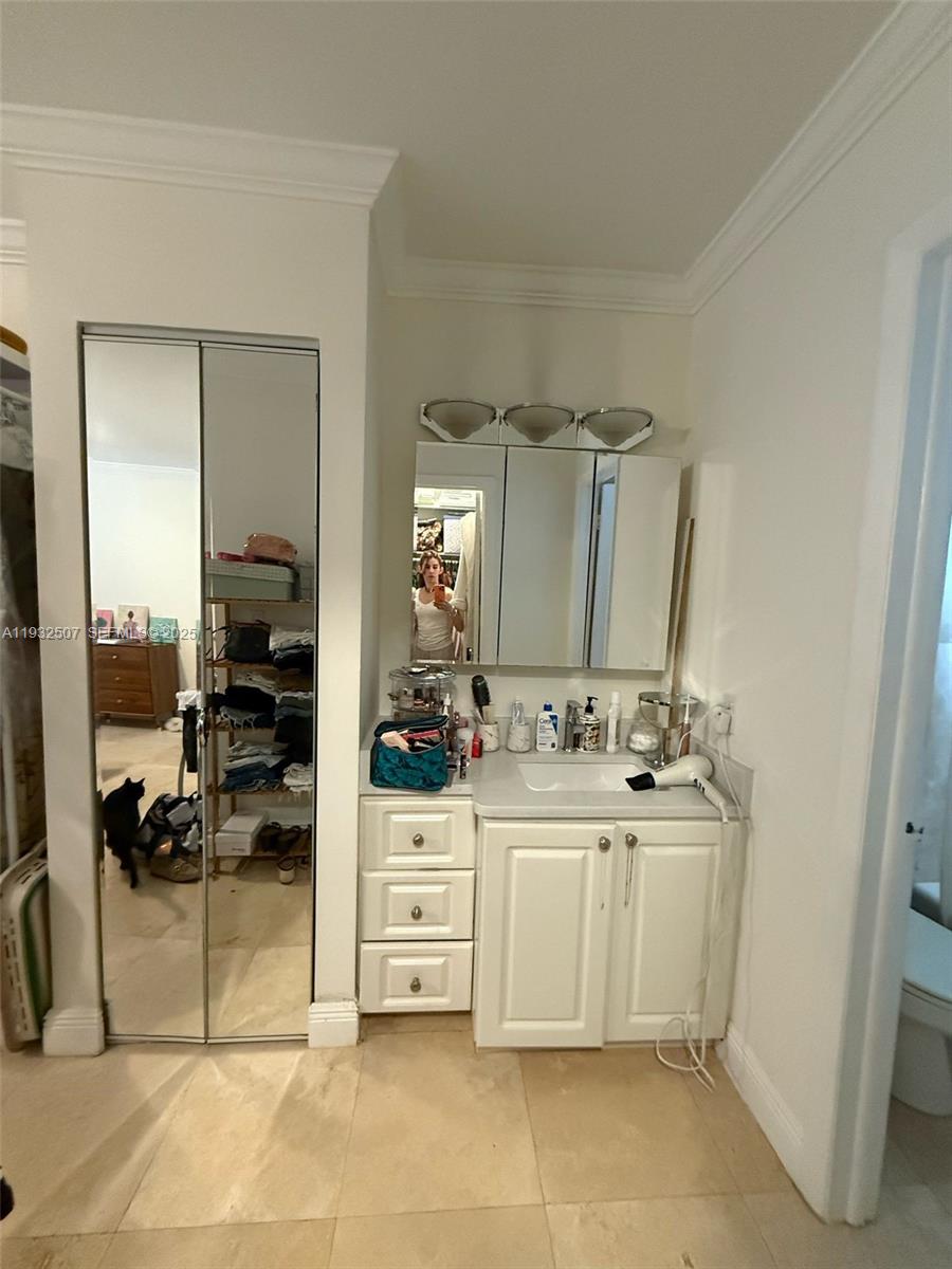 BAYVIEW POINT SOUTH CONDO - Residential