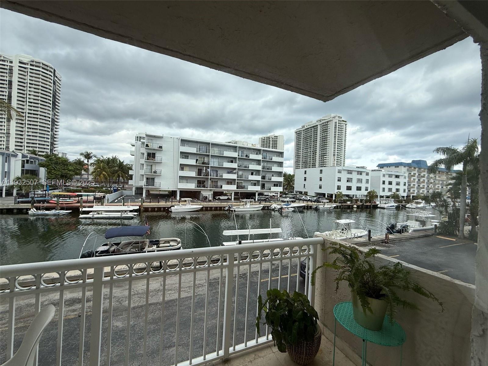 BAYVIEW POINT SOUTH CONDO - Residential