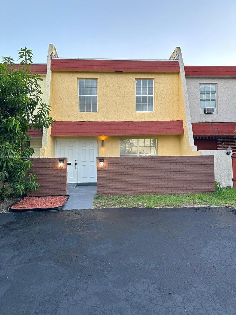 Photo 1 of 26 of 7436 NW 75th st house
