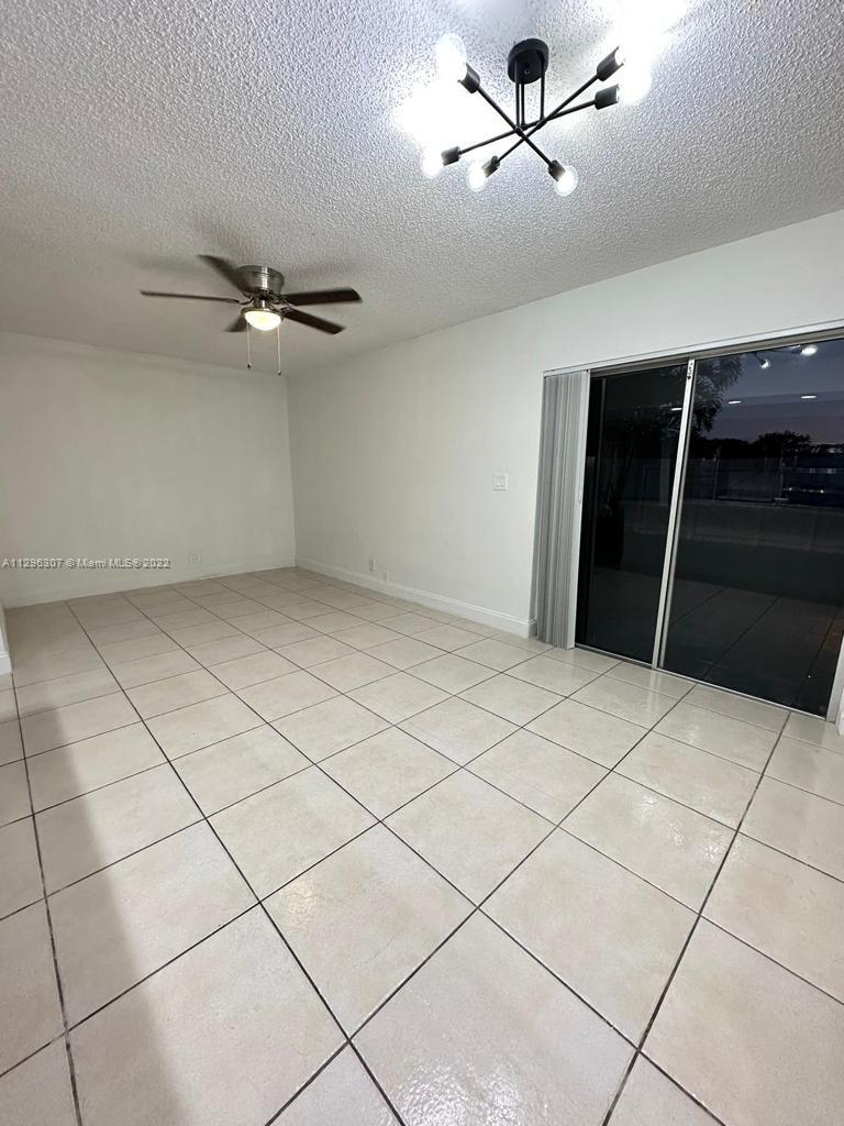Photo 8 of 26 of 7436 NW 75th st house