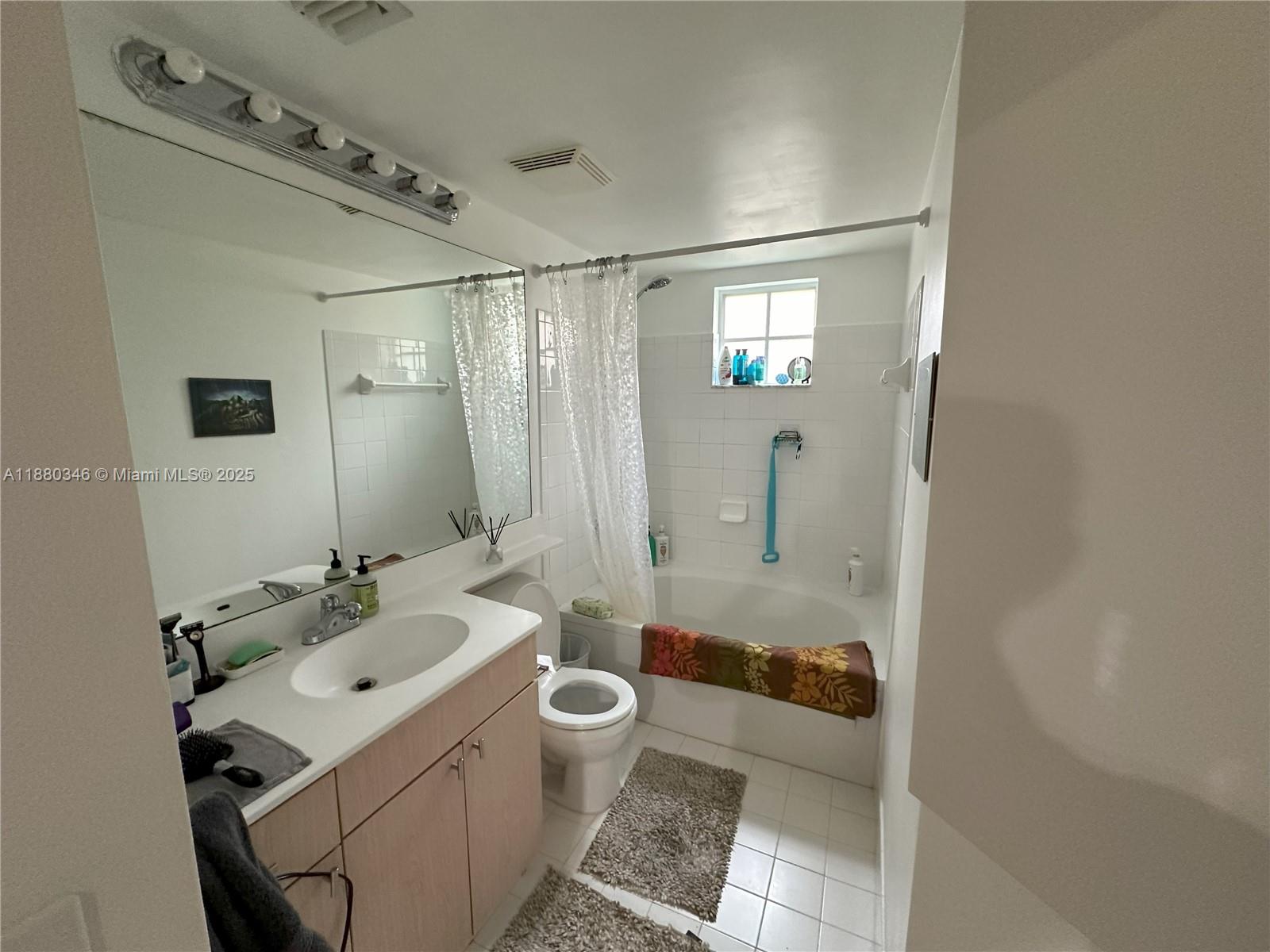 PORTO BELLAGIO CONDO - Residential