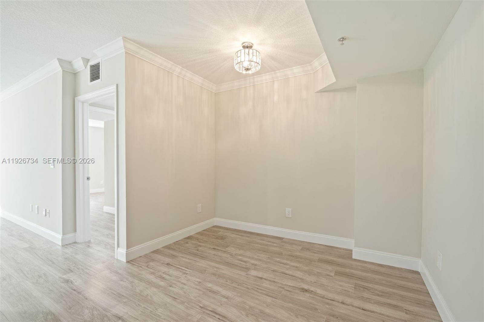 PRADO CONDO - Residential