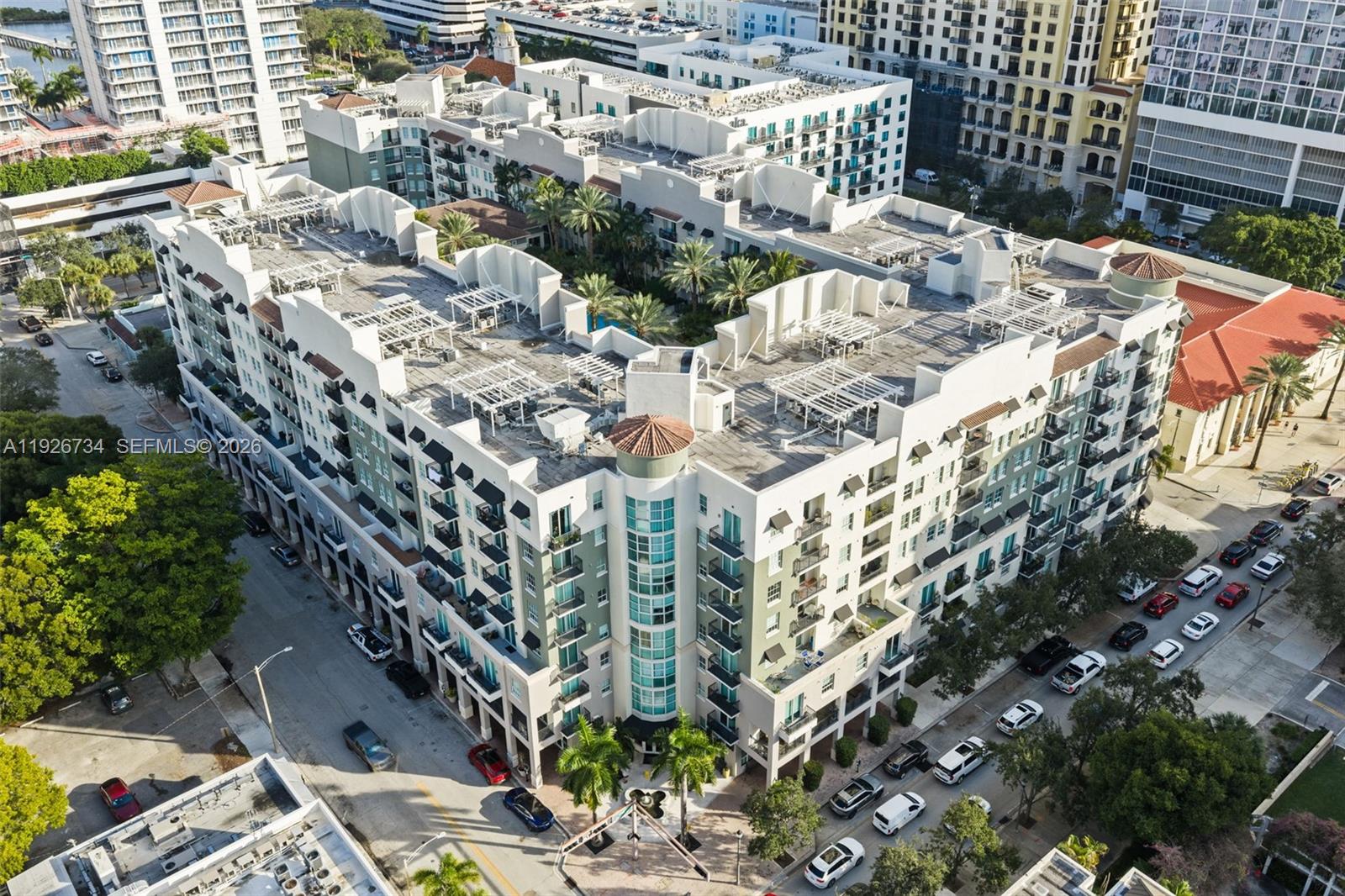 PRADO CONDO - Residential