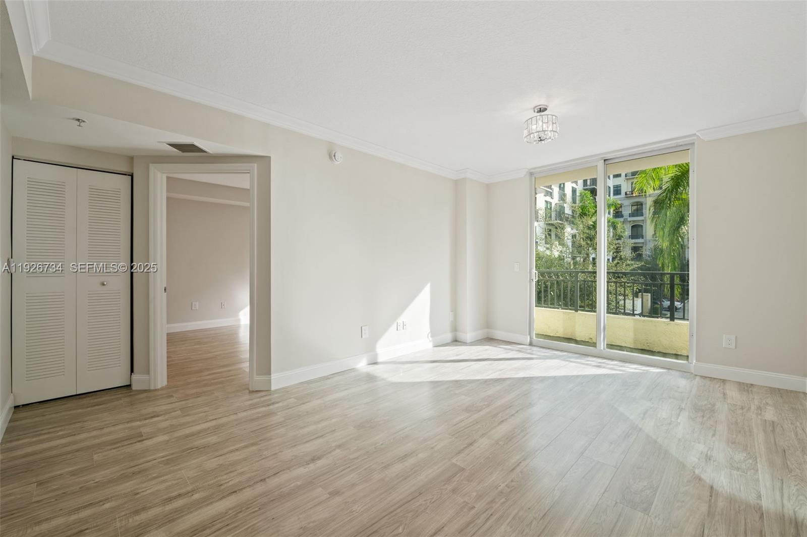 PRADO CONDO - Residential