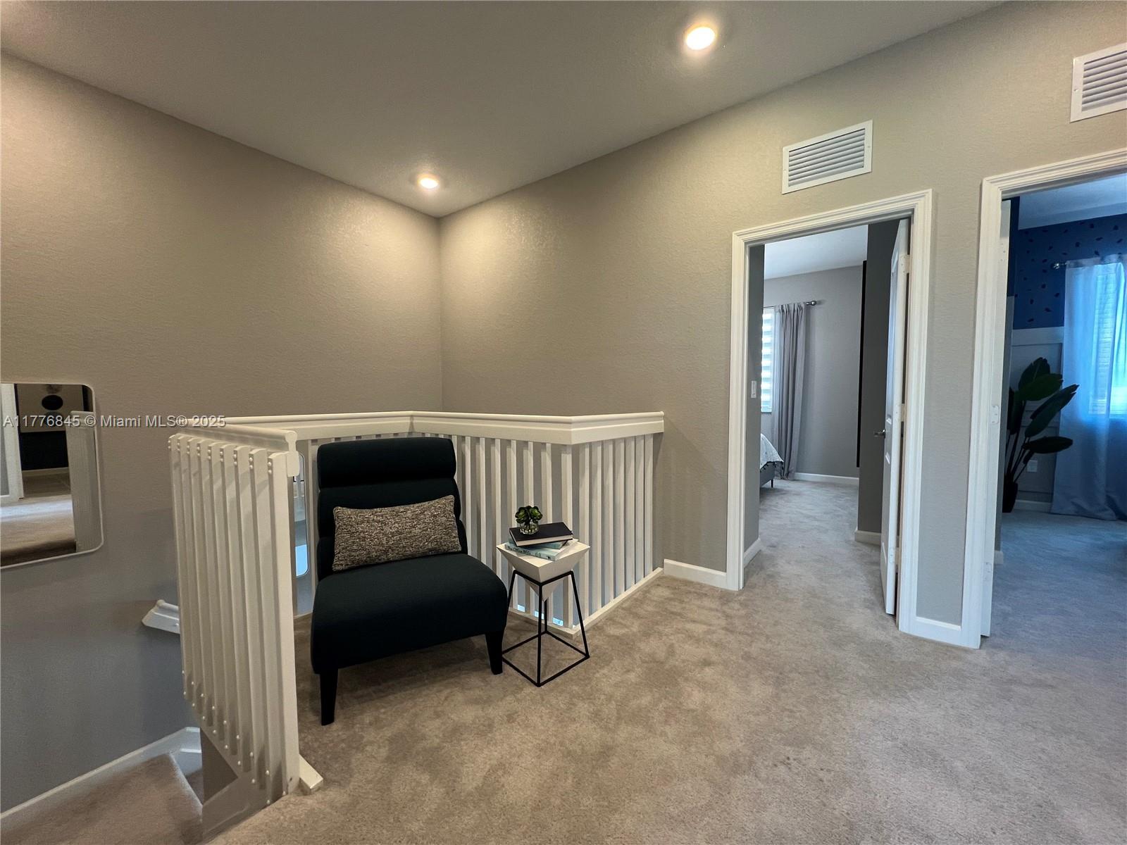 TERRA SOL - Residential Lease