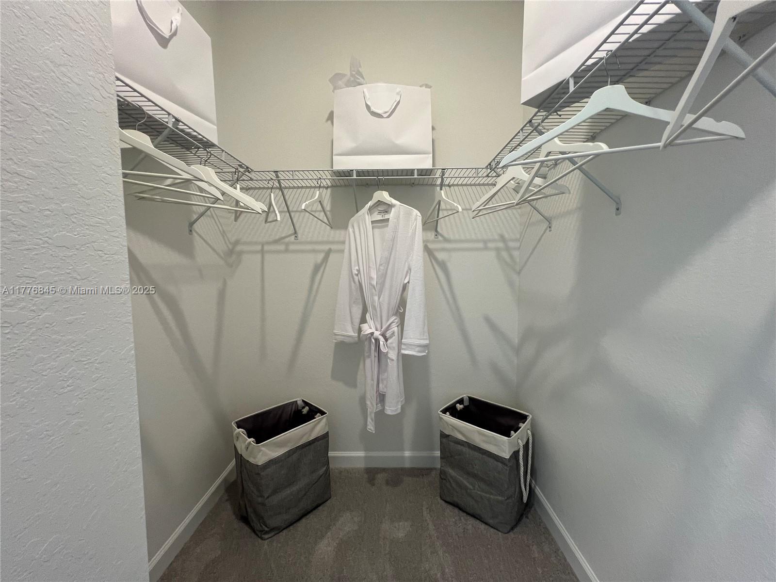 TERRA SOL - Residential Lease