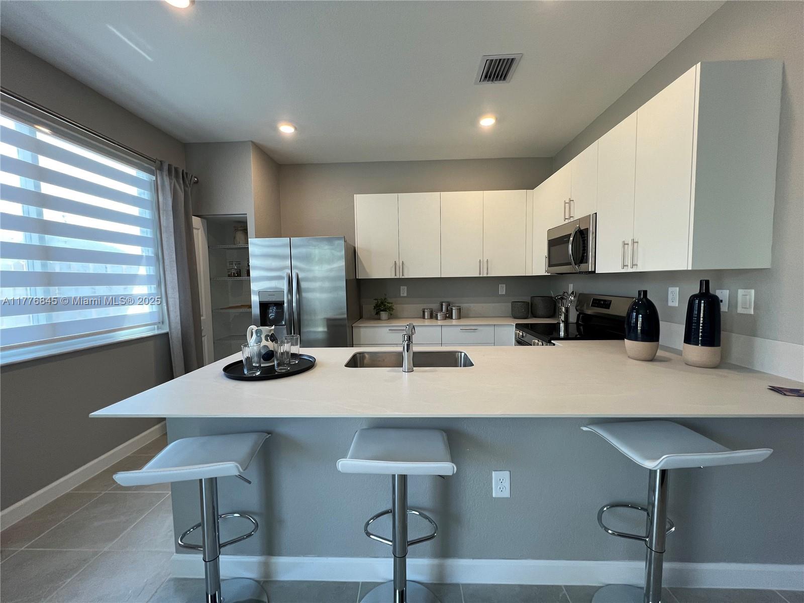 TERRA SOL - Residential Lease