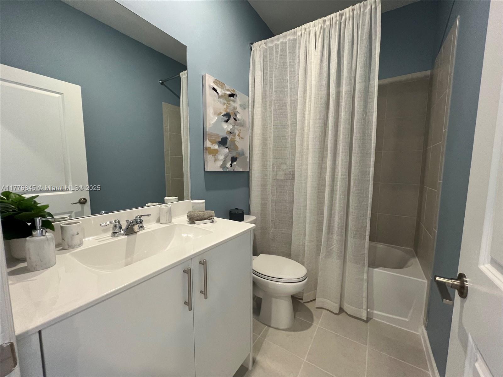 TERRA SOL - Residential Lease