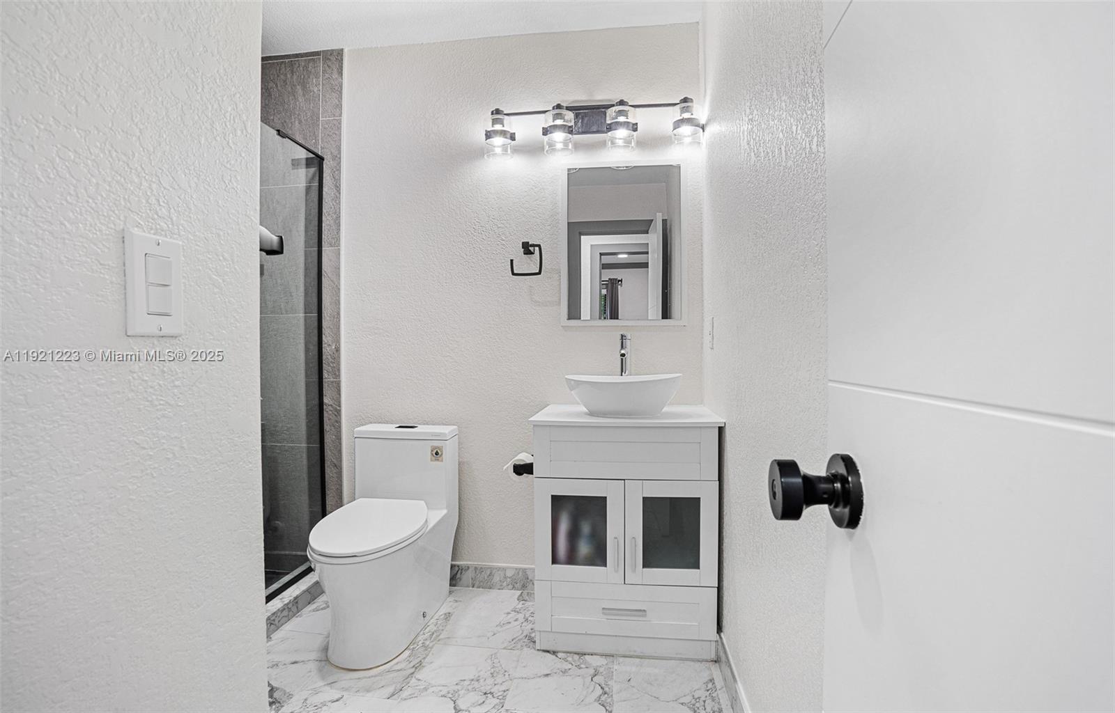 CORAL SPRINGS VILLAS COND - Residential