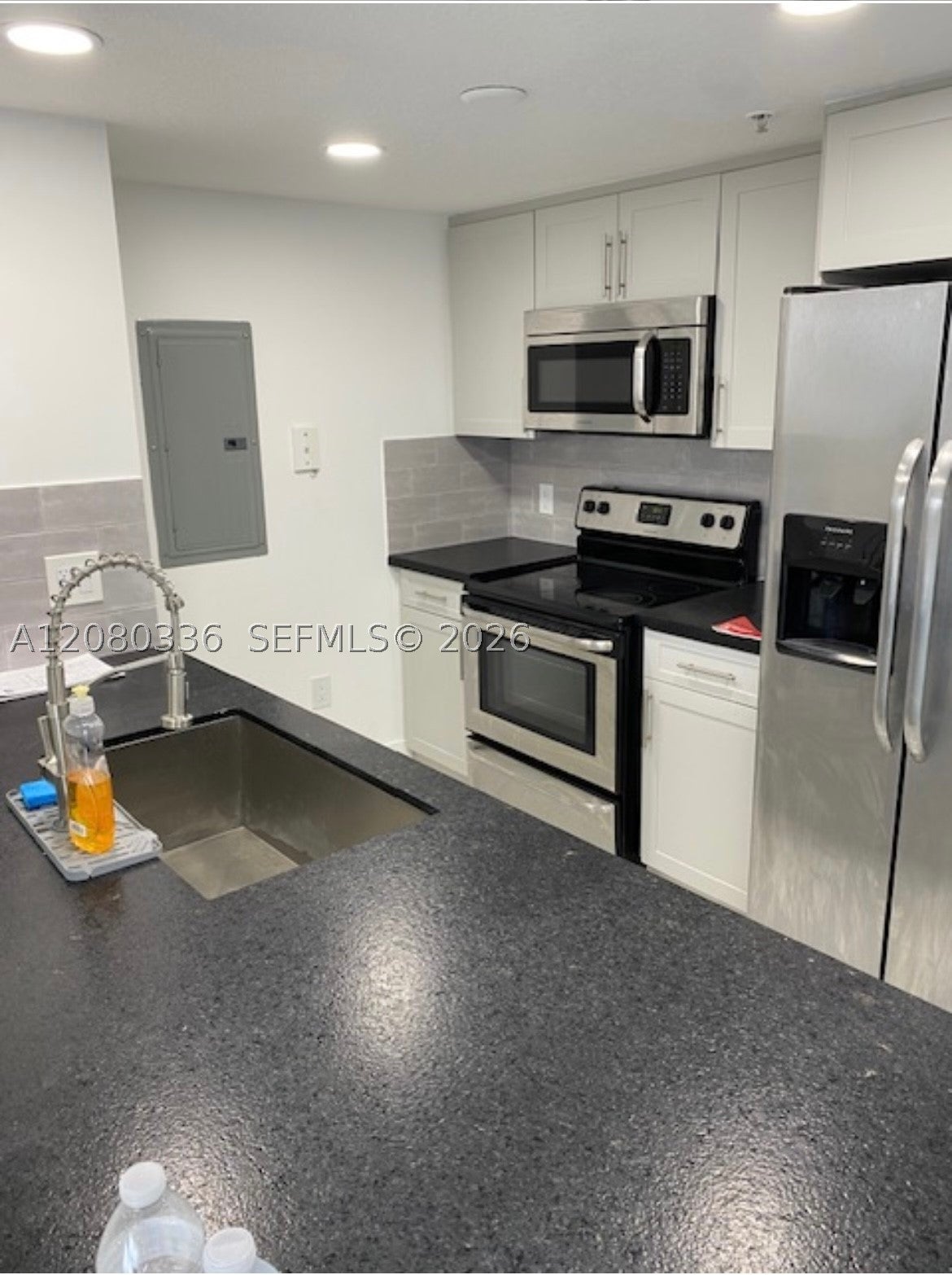 816 NW 11th St 902, Miami FL 33136