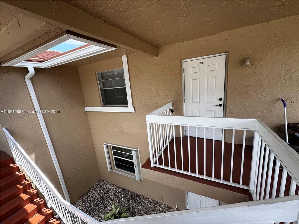 Photo of 10086 Twin Lakes Dr #5-K, Coral Springs, FL 33071 (MLS # A11661969)