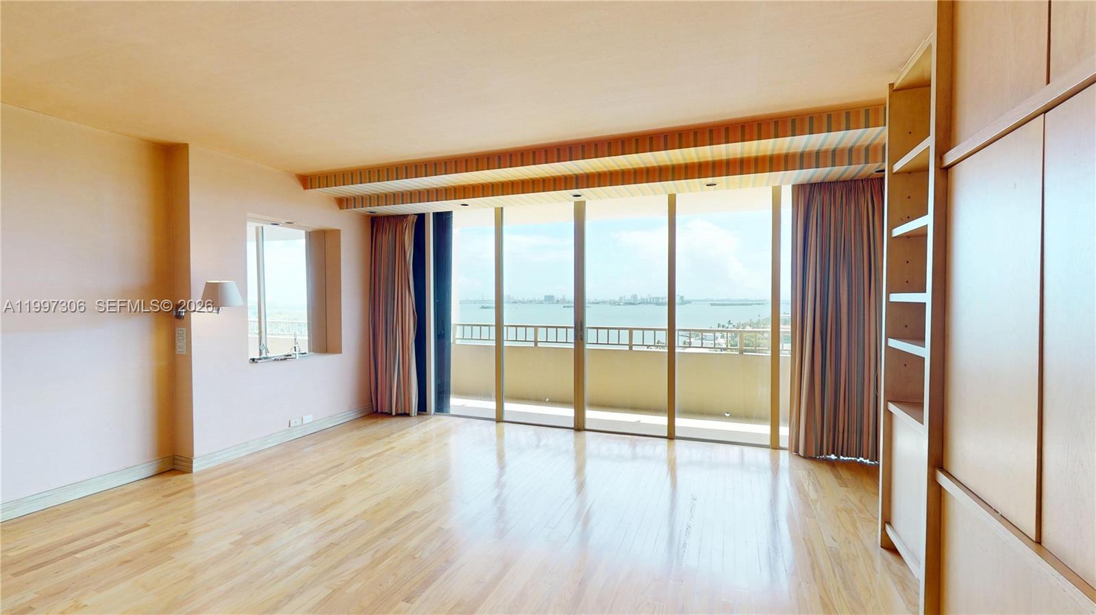 JOCKEY CLUB III CONDO - Residential