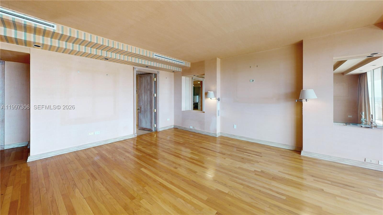 JOCKEY CLUB III CONDO - Residential